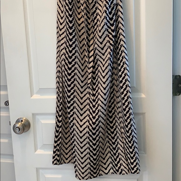 THML Dress size XS - Picture 3 of 9